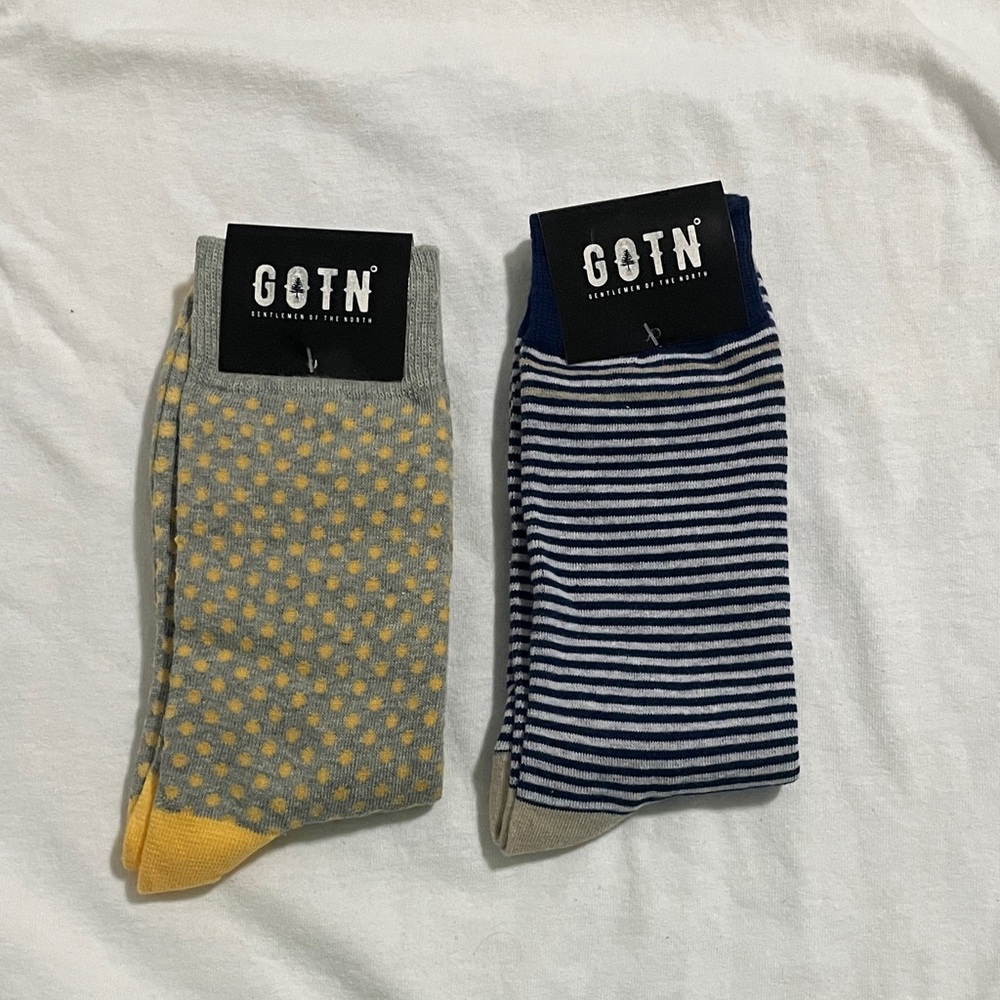 Men’s Casual Crew Socks — Gray/Yellow Dot & Navy/White Stripe (2-Pack)
